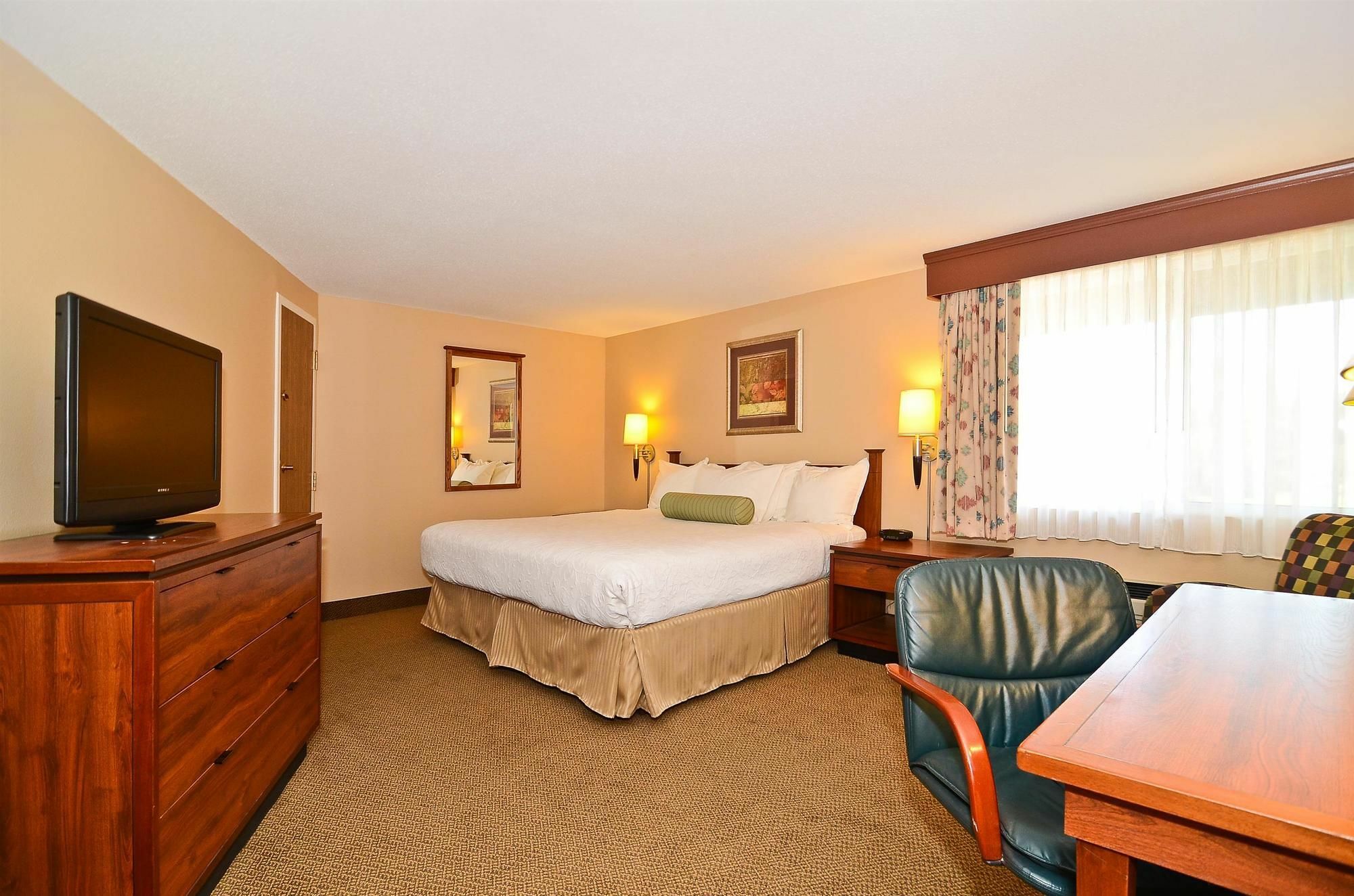 Surestay Plus Hotel By Best Western Black River Falls Eksteriør billede
