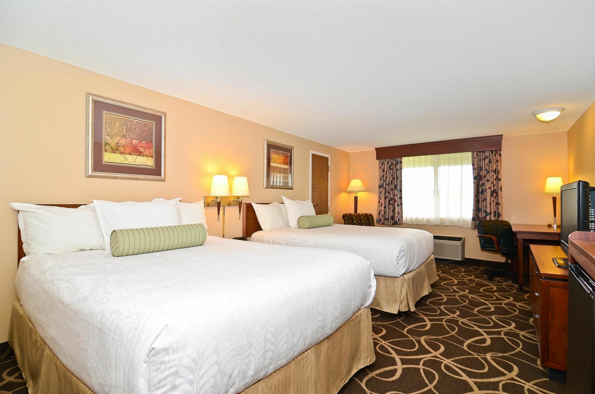 Surestay Plus Hotel By Best Western Black River Falls Eksteriør billede