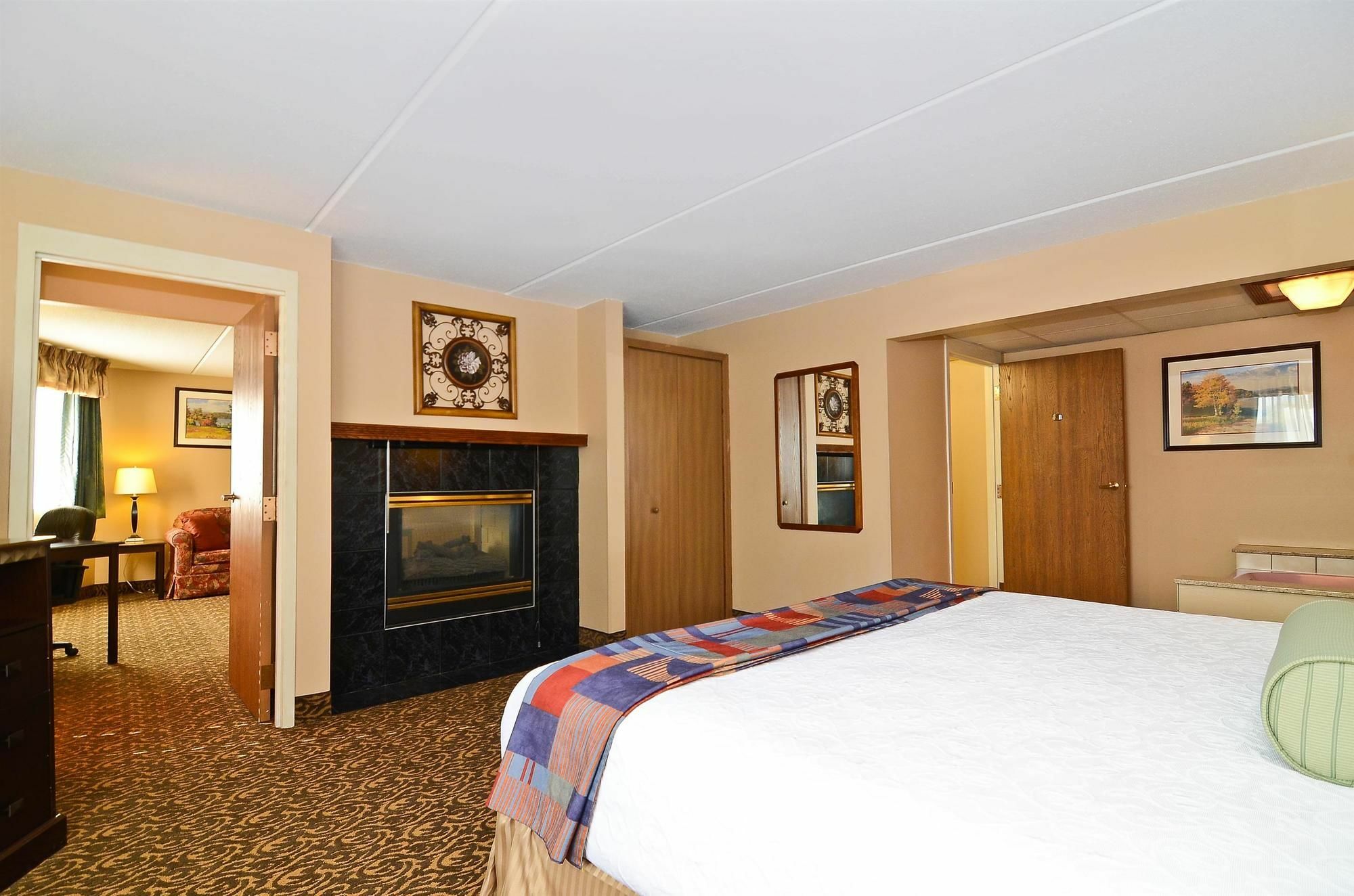 Surestay Plus Hotel By Best Western Black River Falls Eksteriør billede